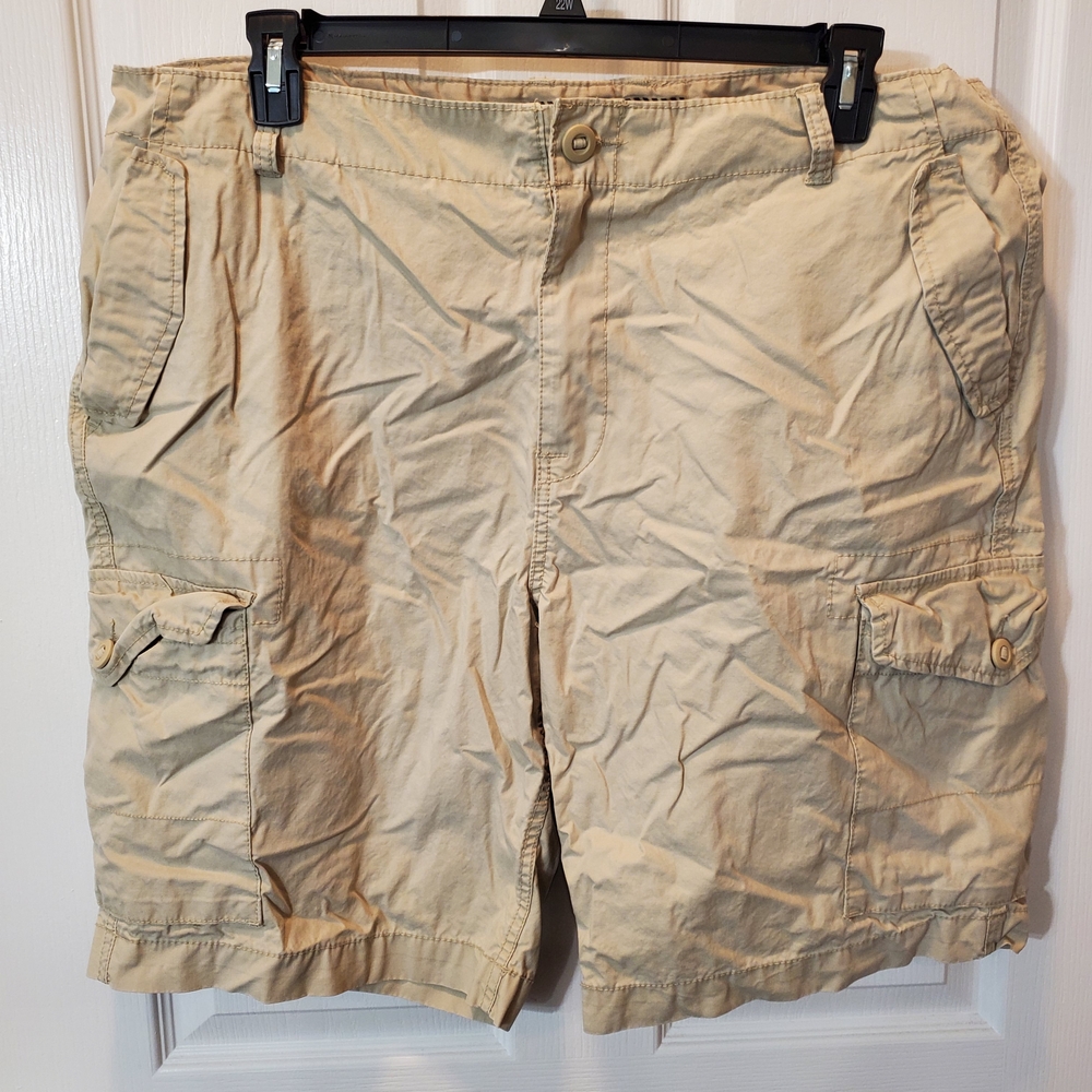 Old Navy Tan Cargo Shorts Lightweight Classic